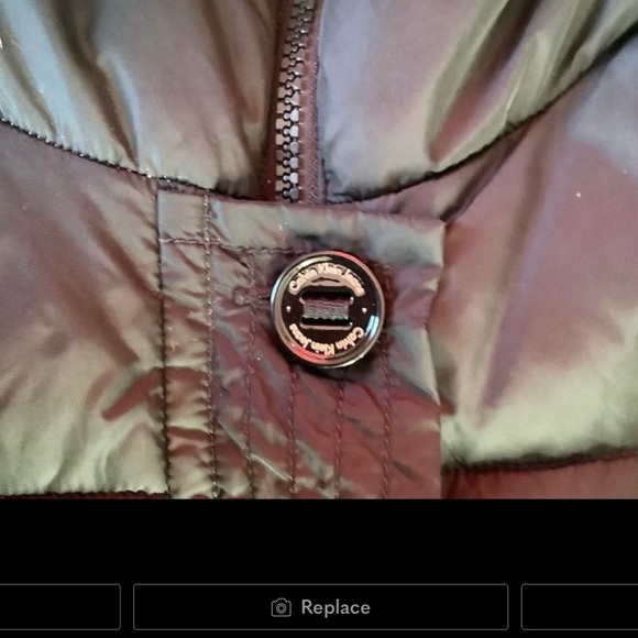 Calvin Klein women’s puffer coat, black. Size large - Picture 8 of 9